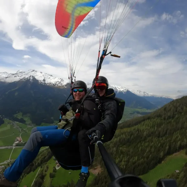 Tandemflug, Tandemflüge Tandem-Paragliding im Pinzgau Wildkogel, Zell am See, Hollersbach, Rauris mit der Flugschule Pinzgau - Coole Tandem-Paragleiten Action