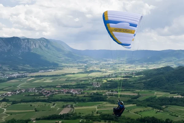 Triple Seven M-Light - Flugschule Pinzgau